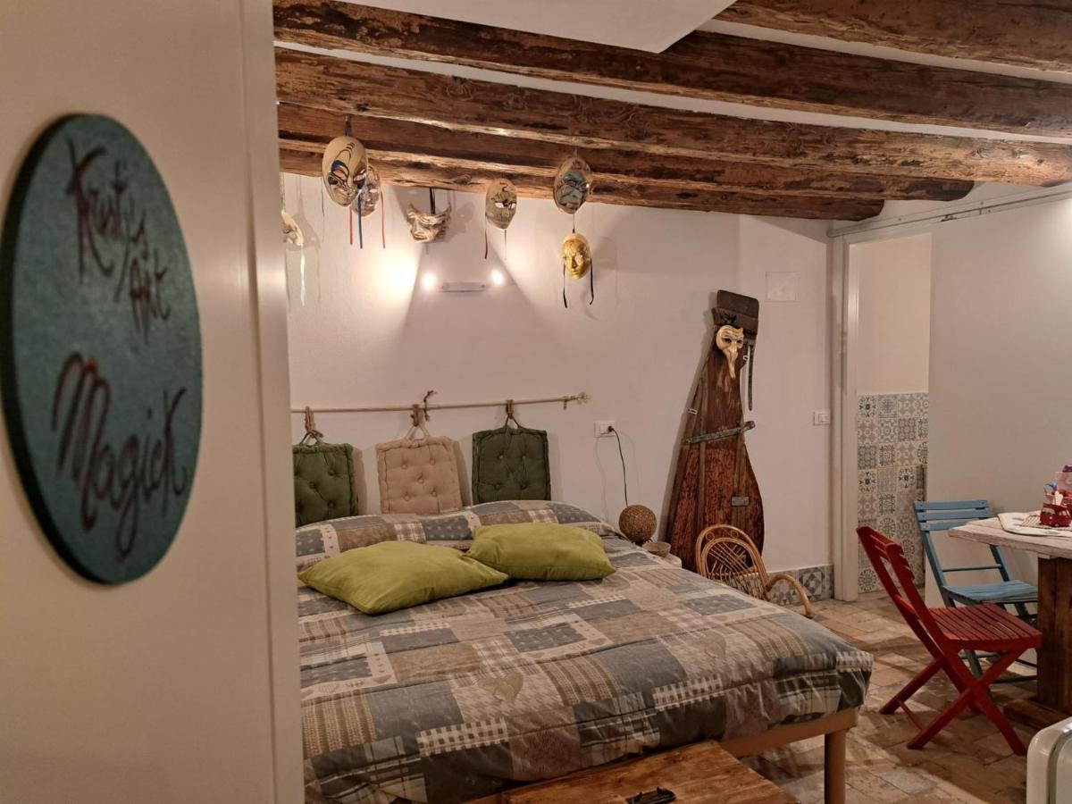 Kristj'S Art Apartment เวนิส ภายนอก รูปภาพ